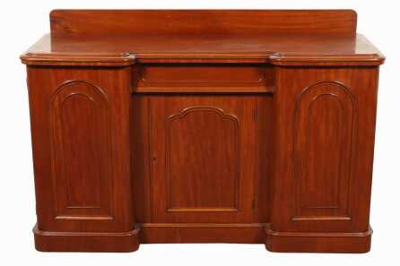 PETITE COMMODE