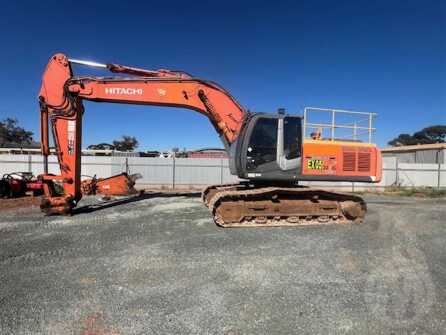 2011 Hitachi ZX330-3 Excavator