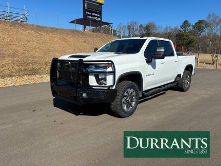 Chevrolet Silverado 2500 HD Crew Cab 4WD, White, Aftermarket Grille Guard, Running Boards