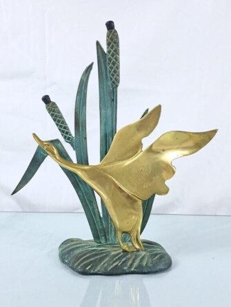 Vintage Brass Duck in Cattails Decor