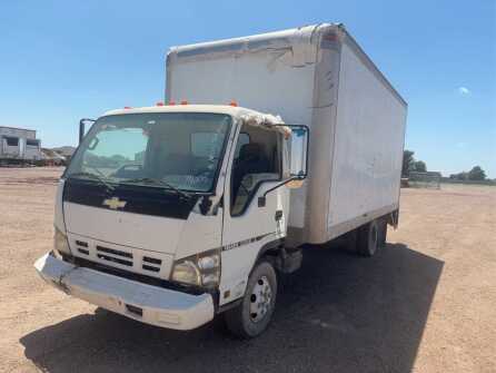 2006 Chevrolet W3500 W Series Forward/Tiltmaster Tilt Cab Chassis Box Truck