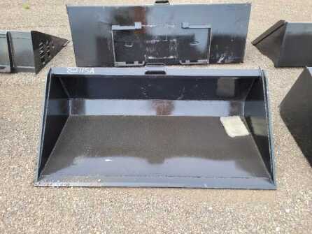 66 in. Bucket With Single Blade