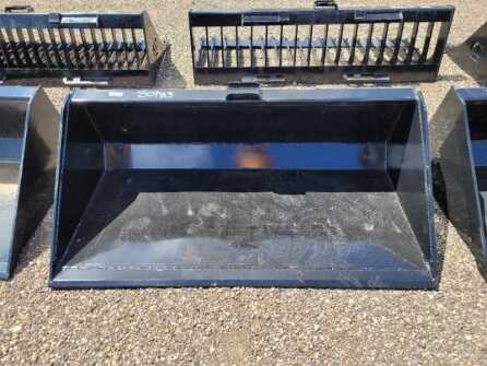 66 in. Bucket With Single Blade