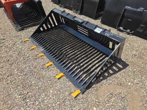 GIYI Skid Steer (66") Rock Bucket