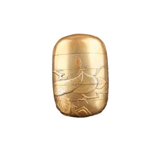 Edo period, gold maki-e inro with withered persimmon pattern, showing period wear.