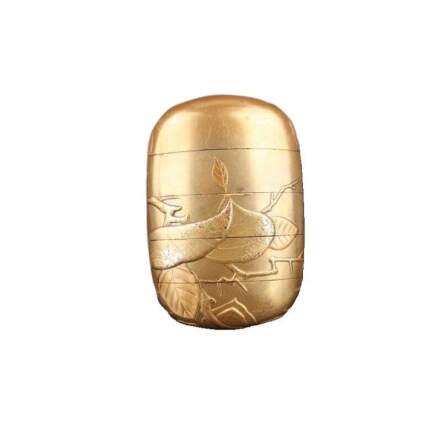 Edo period, gold maki-e inro with withered persimmon pattern, showing period wear.