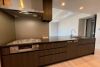 A brand-new three-bedroom residence on the 34th floor of a 36-storey tower in Nakatsu - 5
